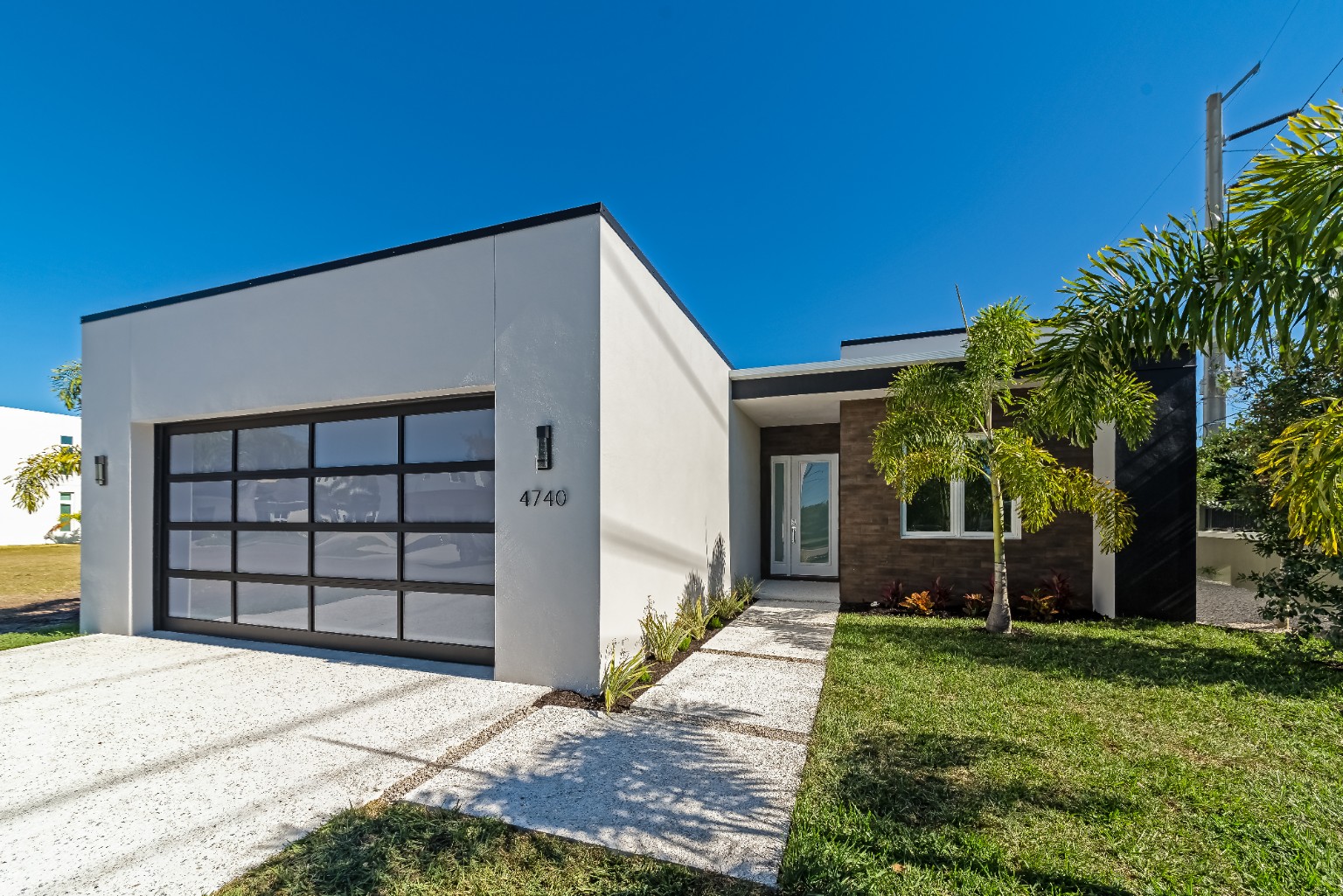 Finished Endura home exterior
